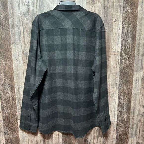 Independent Trading Co.- Black/Gray Checkered Button Down Phoenix Flannel- 2XL - Picture 6 of 8